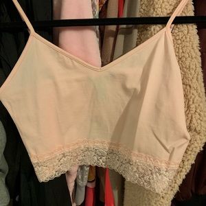 Pink cami lace crop top 🌸